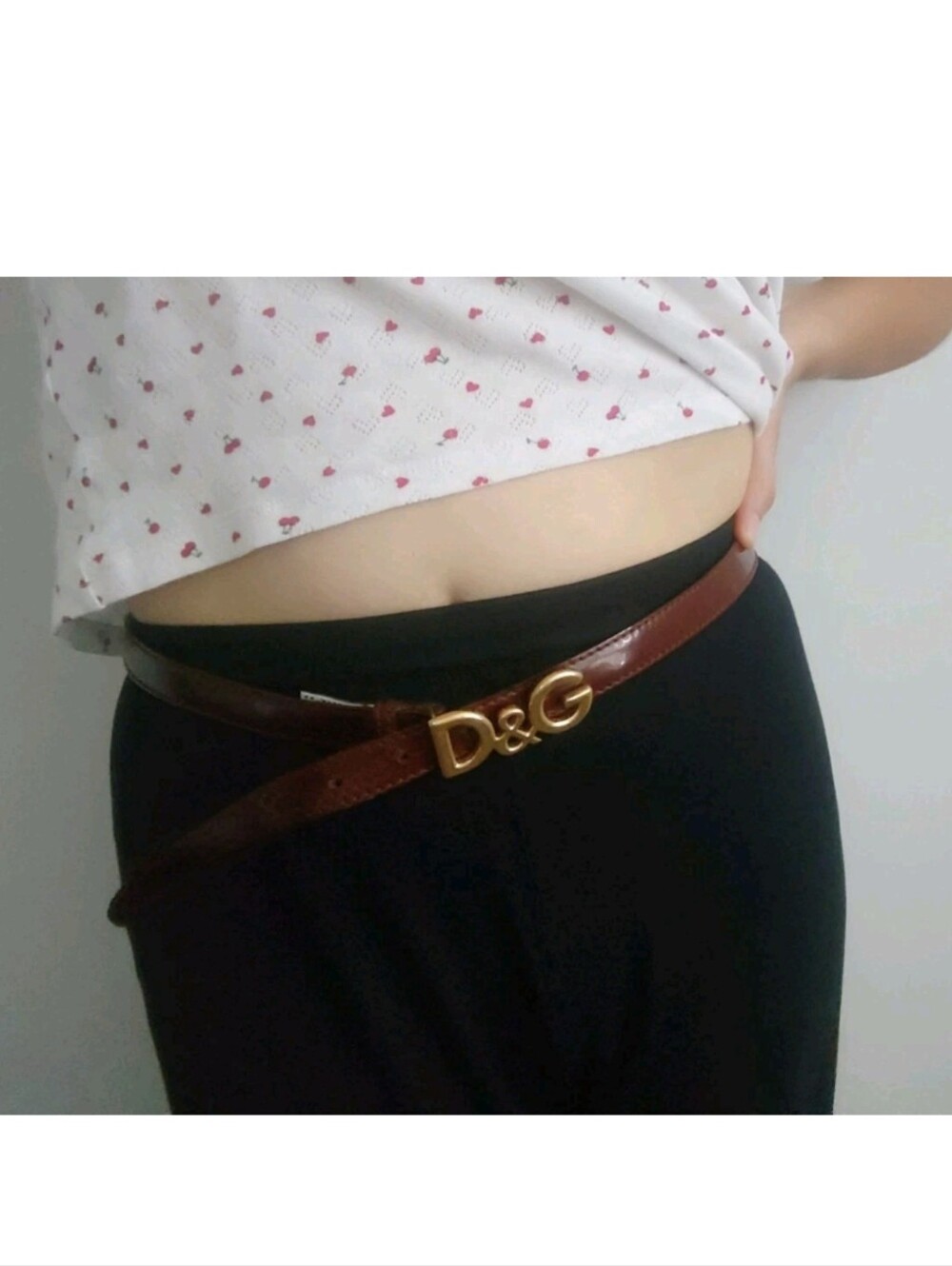 D&G Brown Leather Belt with Gold D&G Logo Buckle Excellent Condition!! Authentic